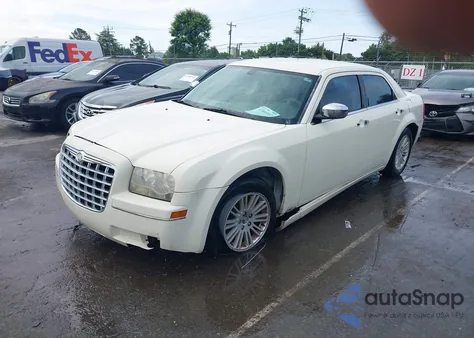 2010 Chrysler 300 Touring from USA, damaged, VIN 2C3CA4CD3AH112616